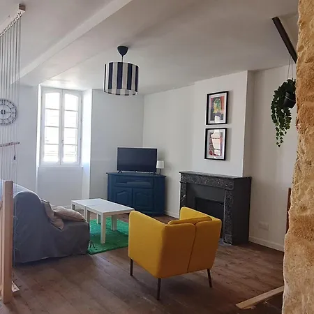 Apartment Appartement Blaye